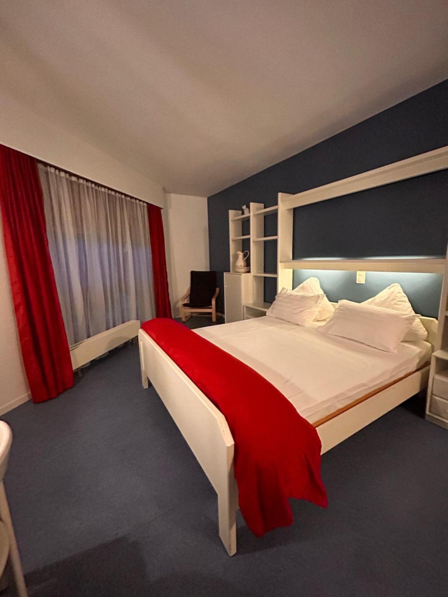 Hotel Edirol Vouvry Eksteriør bilde